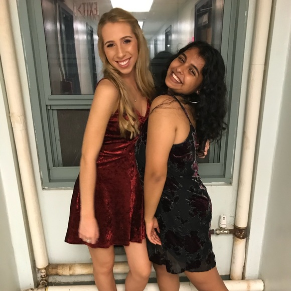 Meet your Posher, Anna - Picture 7 of 7